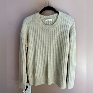 MEDIUM CHARLOTTE AVERY CREAM SWEATER- LIKE NEW